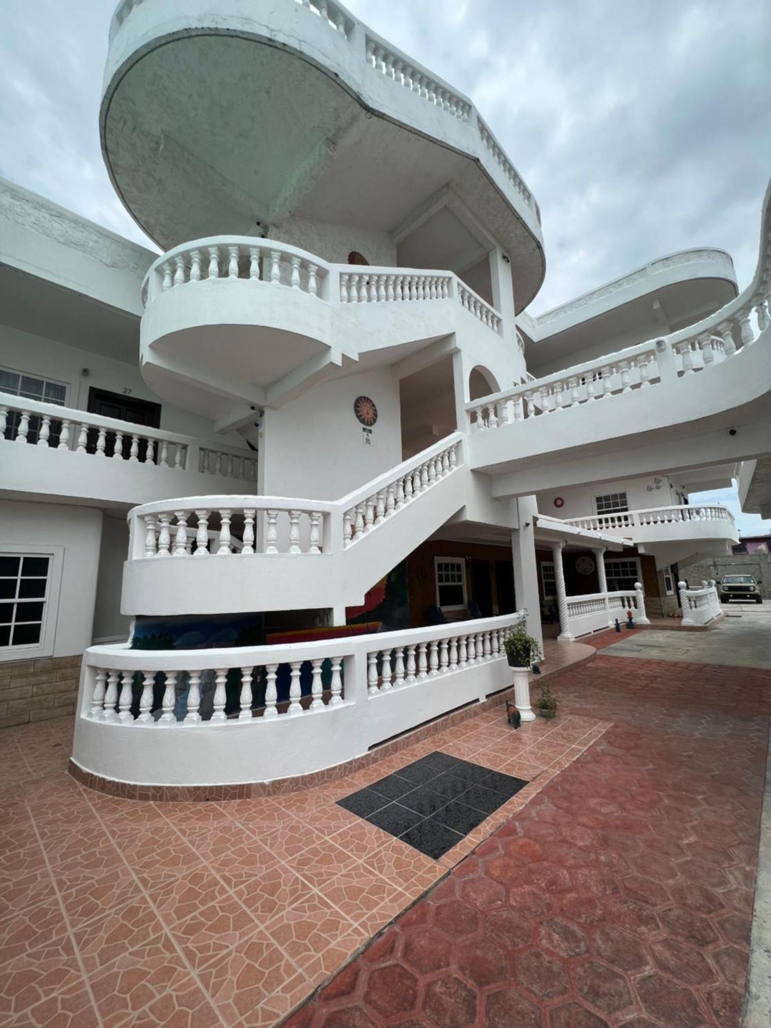 Las Palmas Hotel Corozal Buitenkant foto