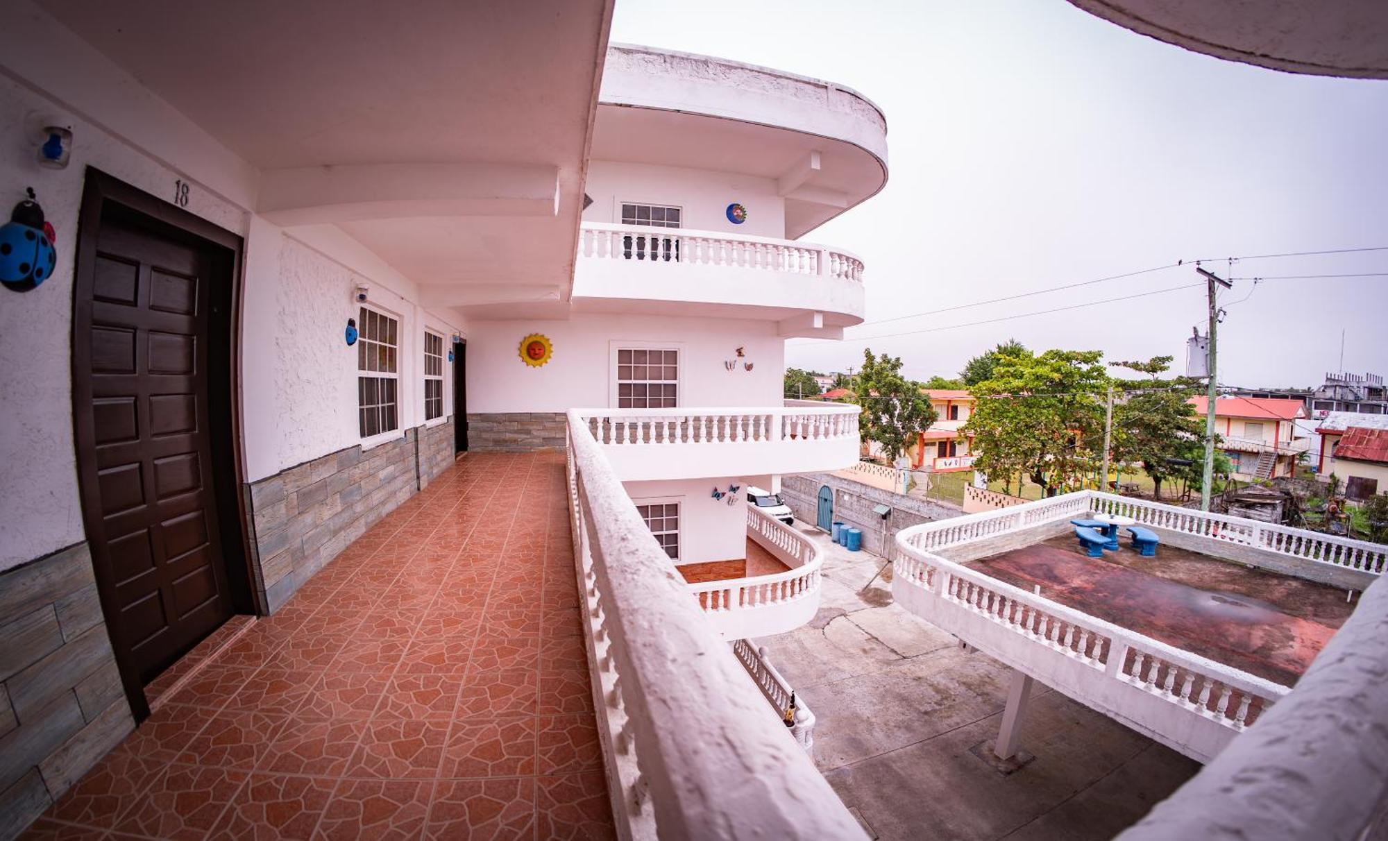 Las Palmas Hotel Corozal Buitenkant foto
