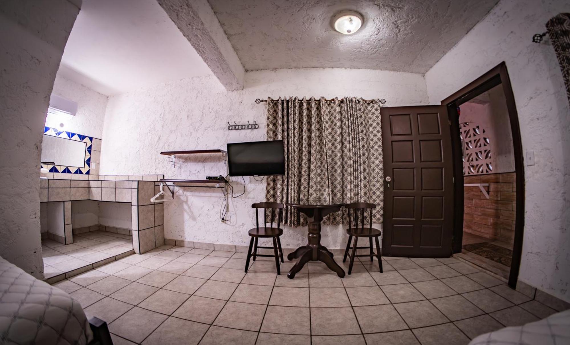 Las Palmas Hotel Corozal Buitenkant foto